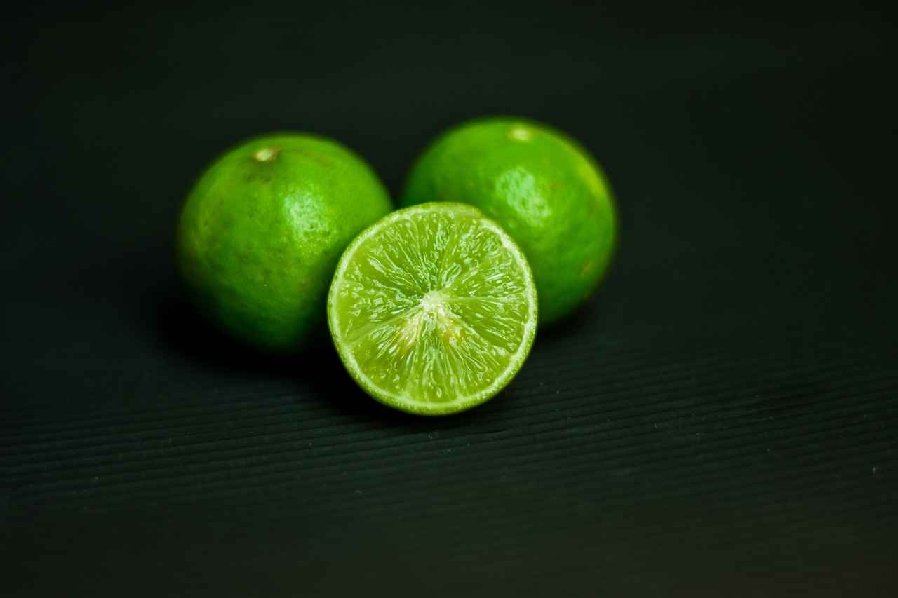 Does Lemon Water Break a Fast? The Surprising Answer 2 The Science Behind Fasting and Metabolism